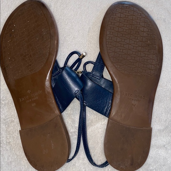 Kate Spade navy leather t-strap sandals with leather bows with gold tip Sz 8 - Picture 7 of 10